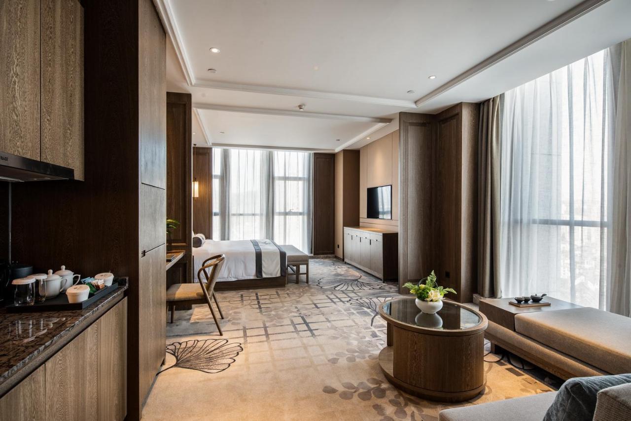 Jinling Grand Hotel Tsjoengking Buitenkant foto
