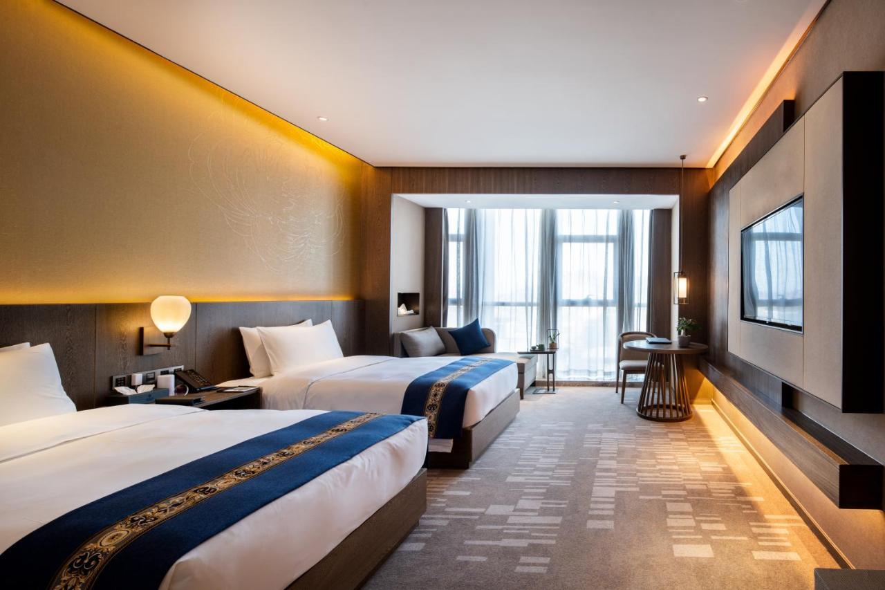 Jinling Grand Hotel Tsjoengking Buitenkant foto