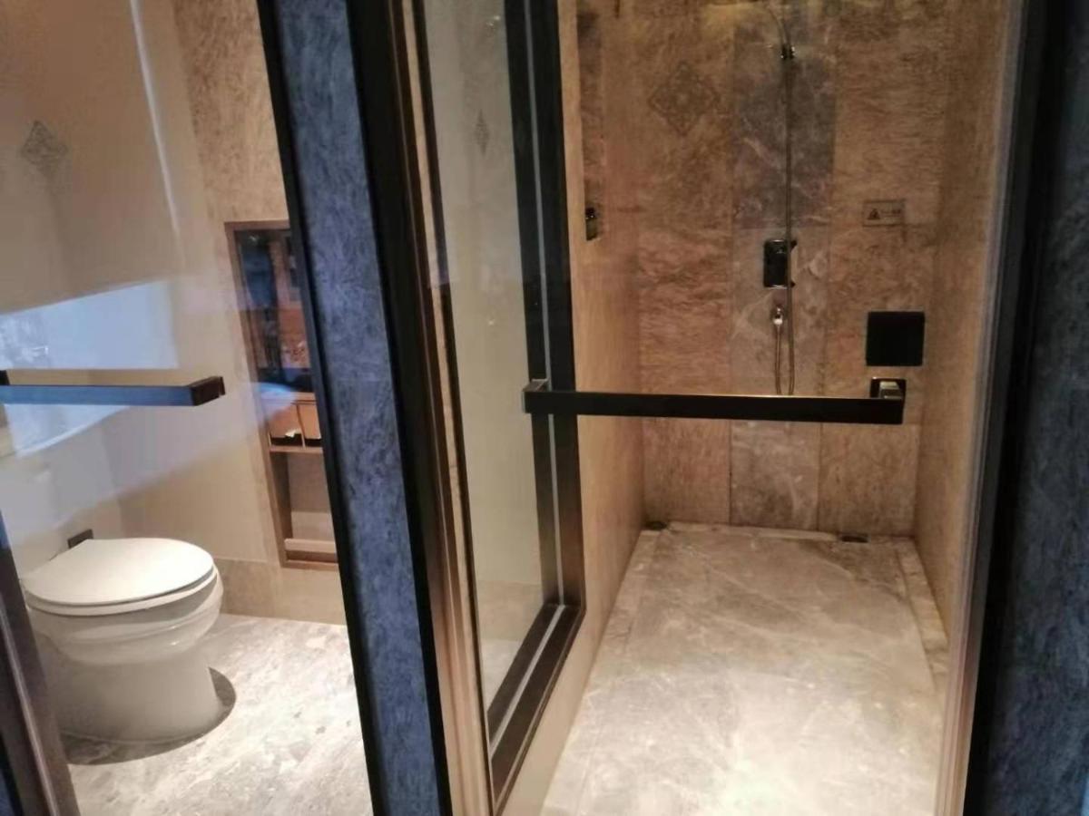Jinling Grand Hotel Tsjoengking Buitenkant foto