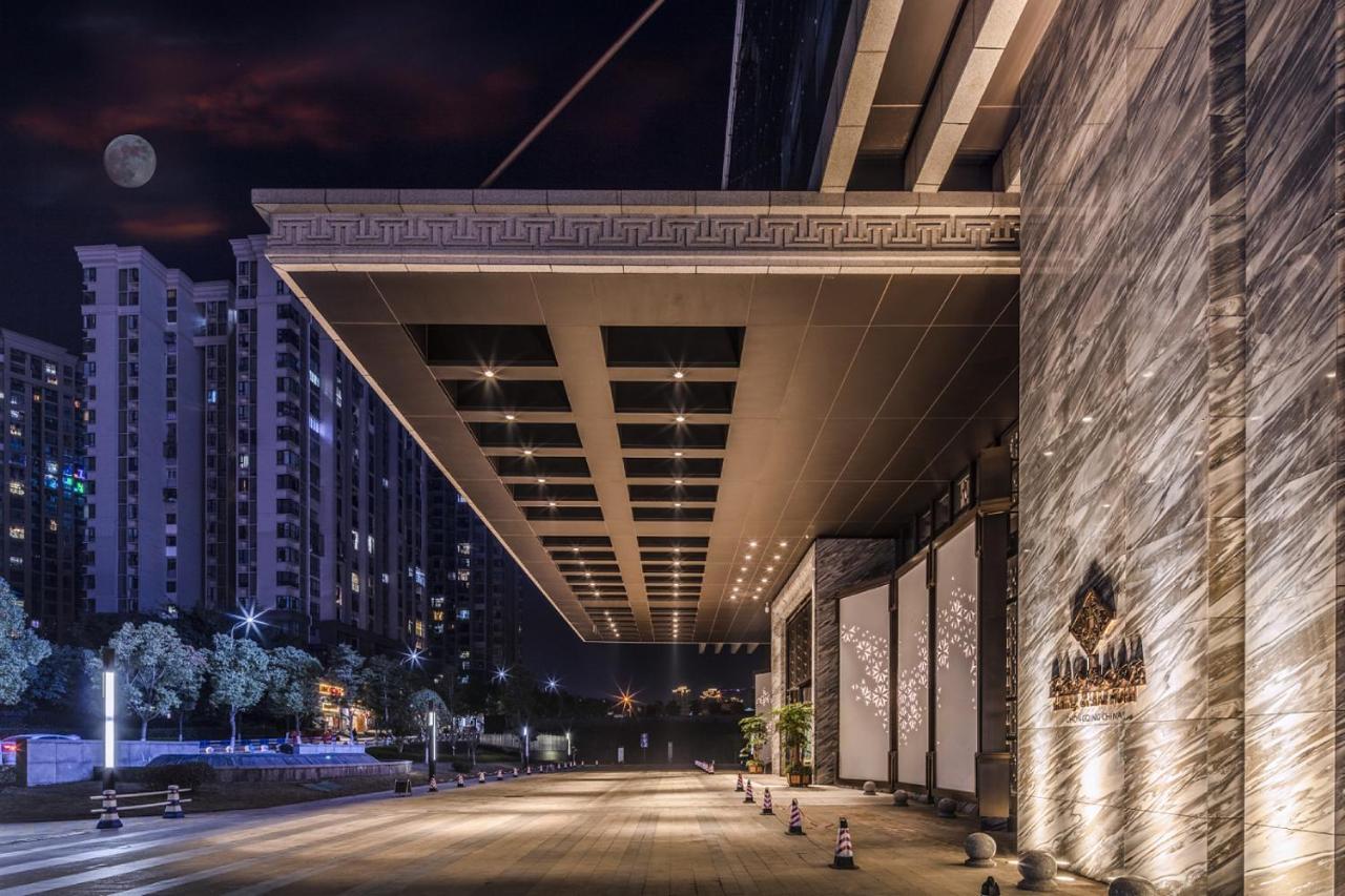Jinling Grand Hotel Tsjoengking Buitenkant foto